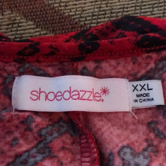 Cut out shoulder blouse - Picture 4 of 4